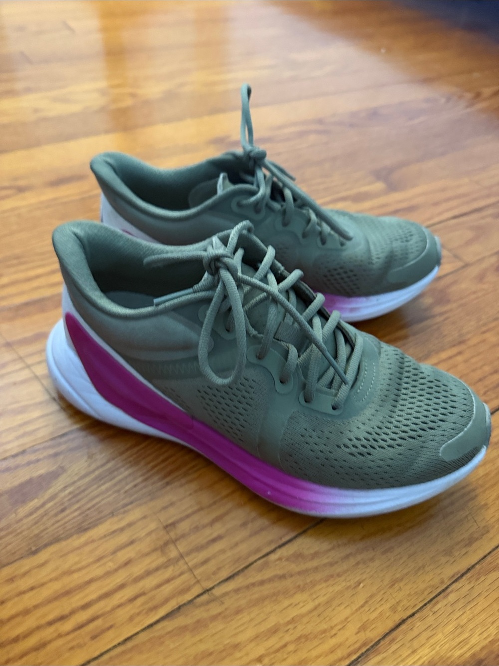 Lululemon Blissfeel Sneakers